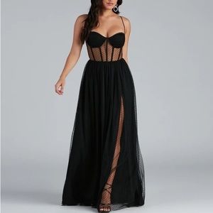 New with tags Windsor Tia Swiss Dot Corset A-Line Formal Dress